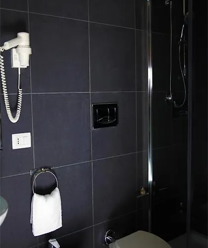 The House 3* Roma